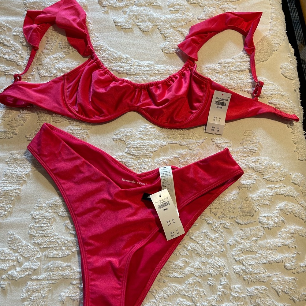 COPY - Abercrombie bikini large bottom /medium top